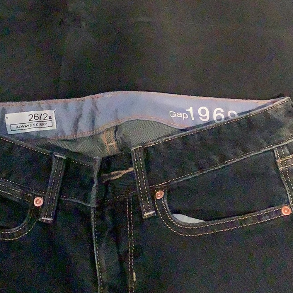 Gap 1969 skinny jeans 26/2a